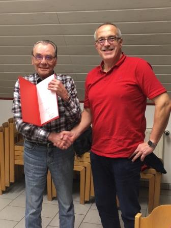 Werner Umstadt (links) und Willi Ettinger bei der Ehrung